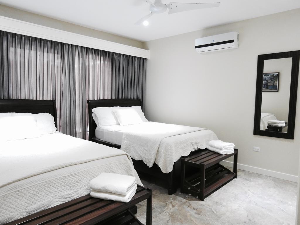 The Elephant Castle Beach Front Penthouse Manuel Antonio Exteriör bild